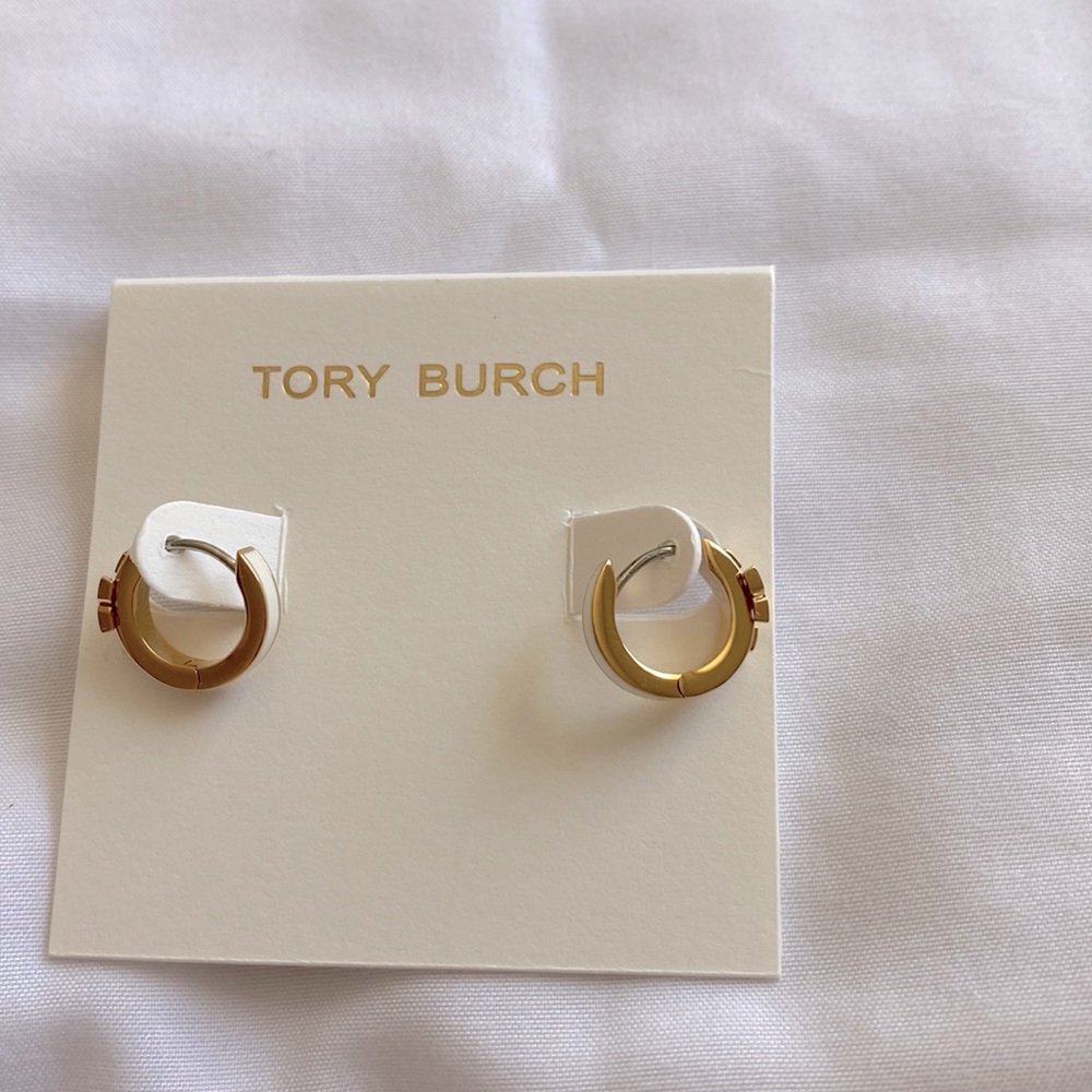 Earrings Tory Burch bran new